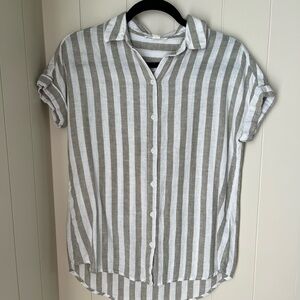 Beachlunchlounge Gray and White Striped Shirt
